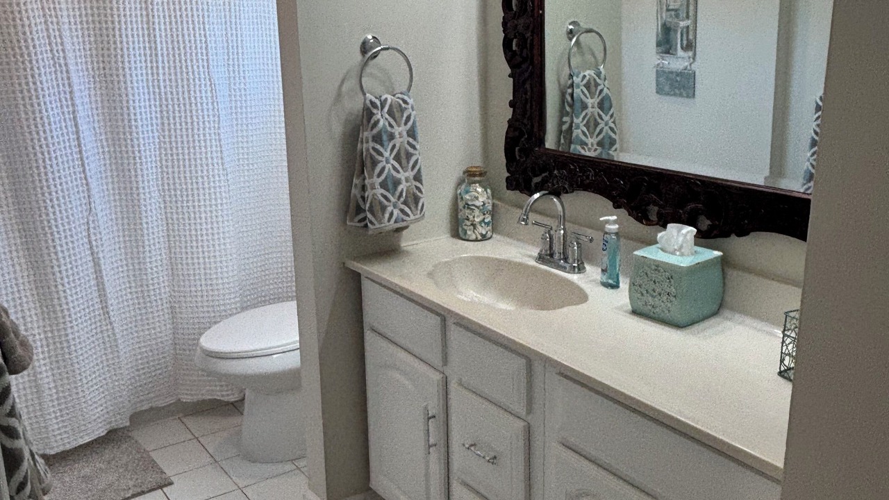 Photo of Bathroom in Ocean Gate