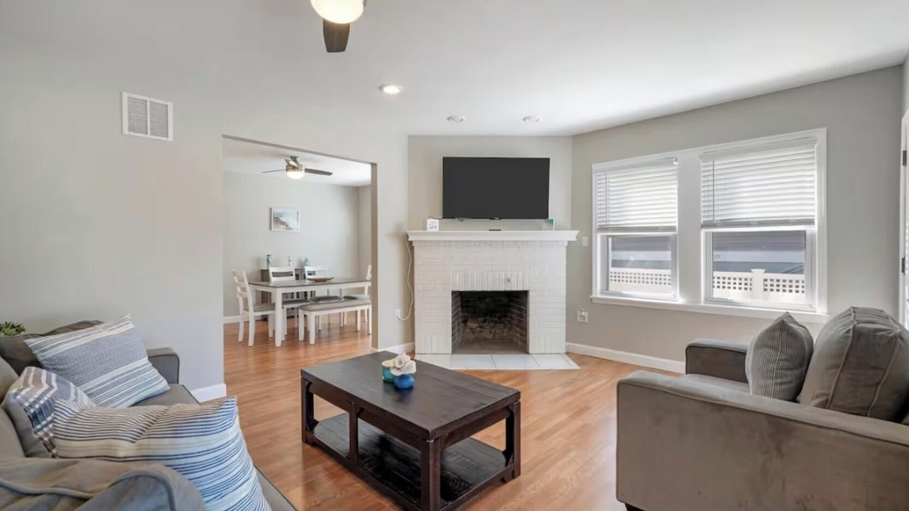 Photo of Livingroom in Margate City