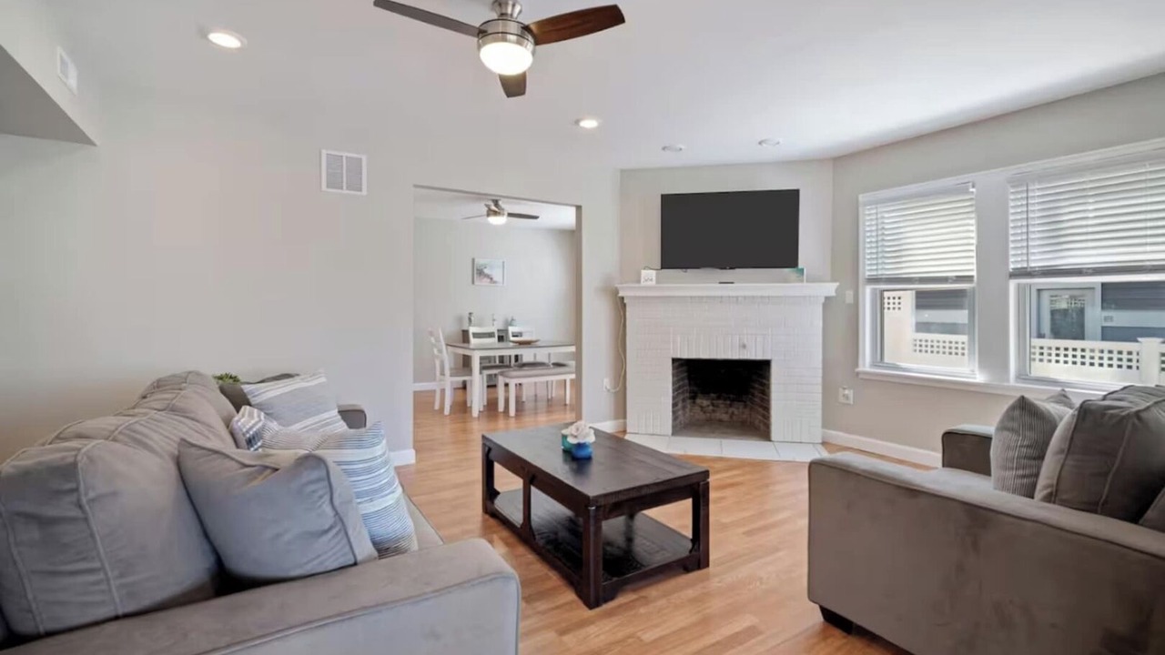 Photo of Livingroom in Margate City