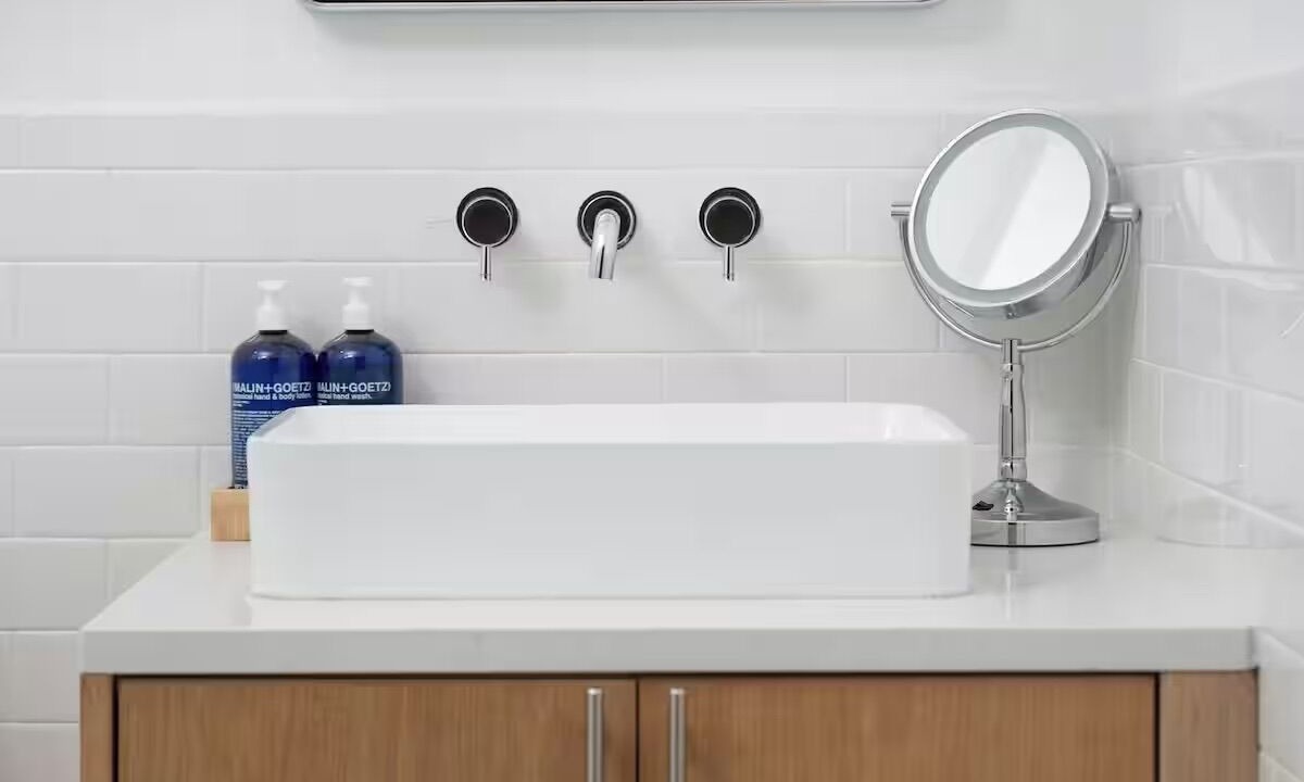 Photo of Bathroom in Long Branch