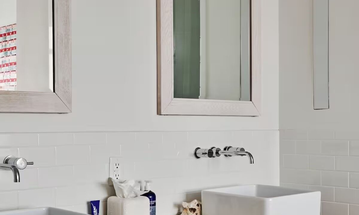 Photo of Bathroom in Long Branch