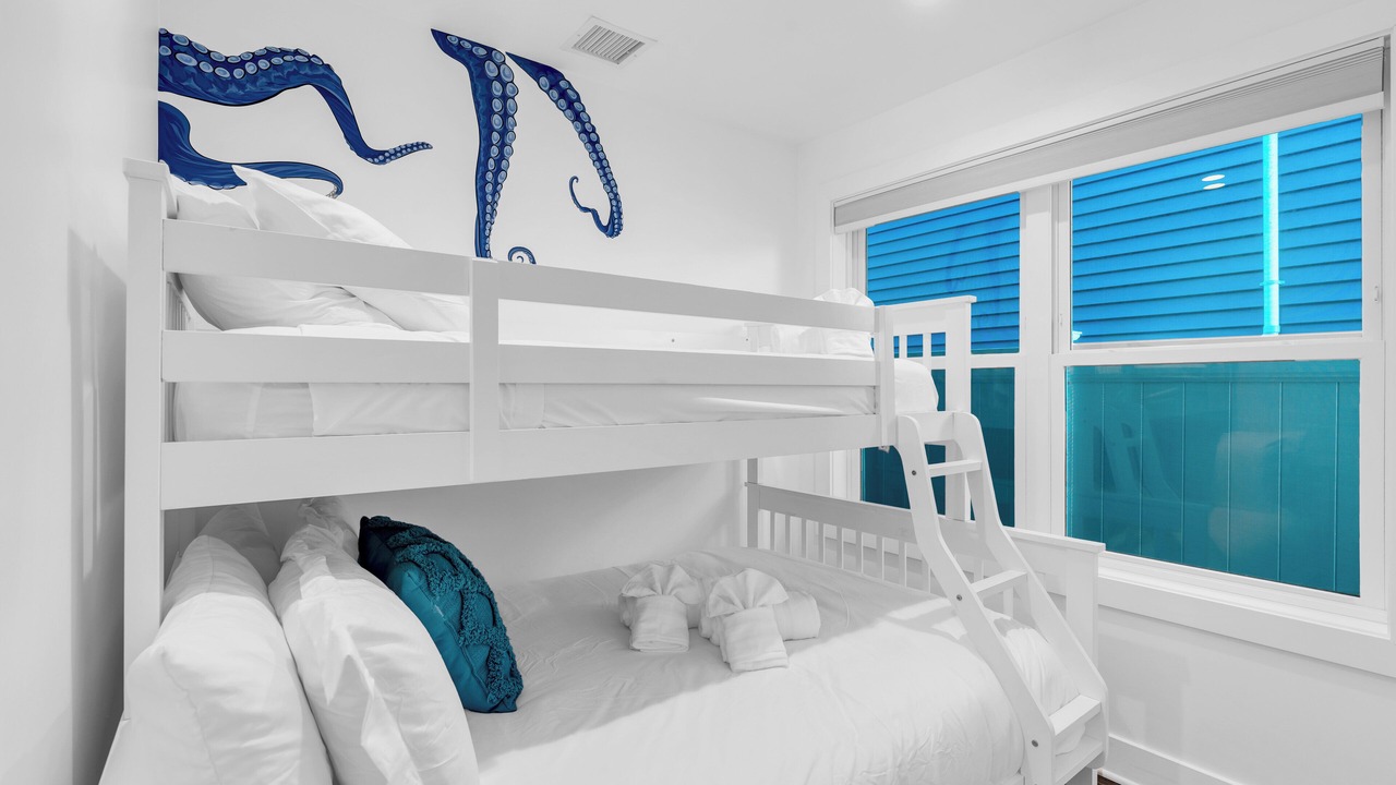 Photo of Bedroom in Wall