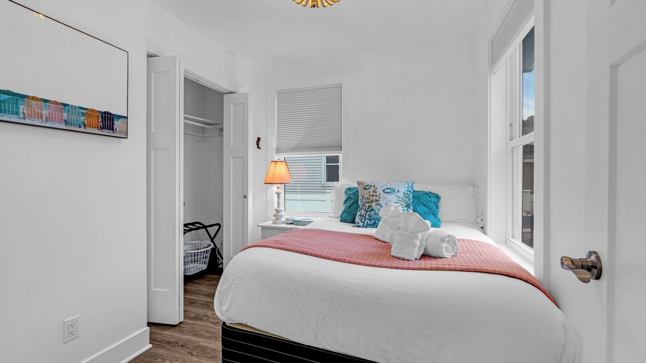 Photo of Bedroom in Wall