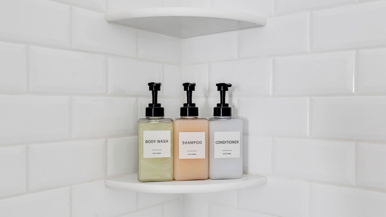 Photo of Bathroom in Wall