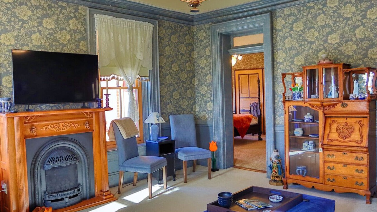 Photo of Bedroom in Pella