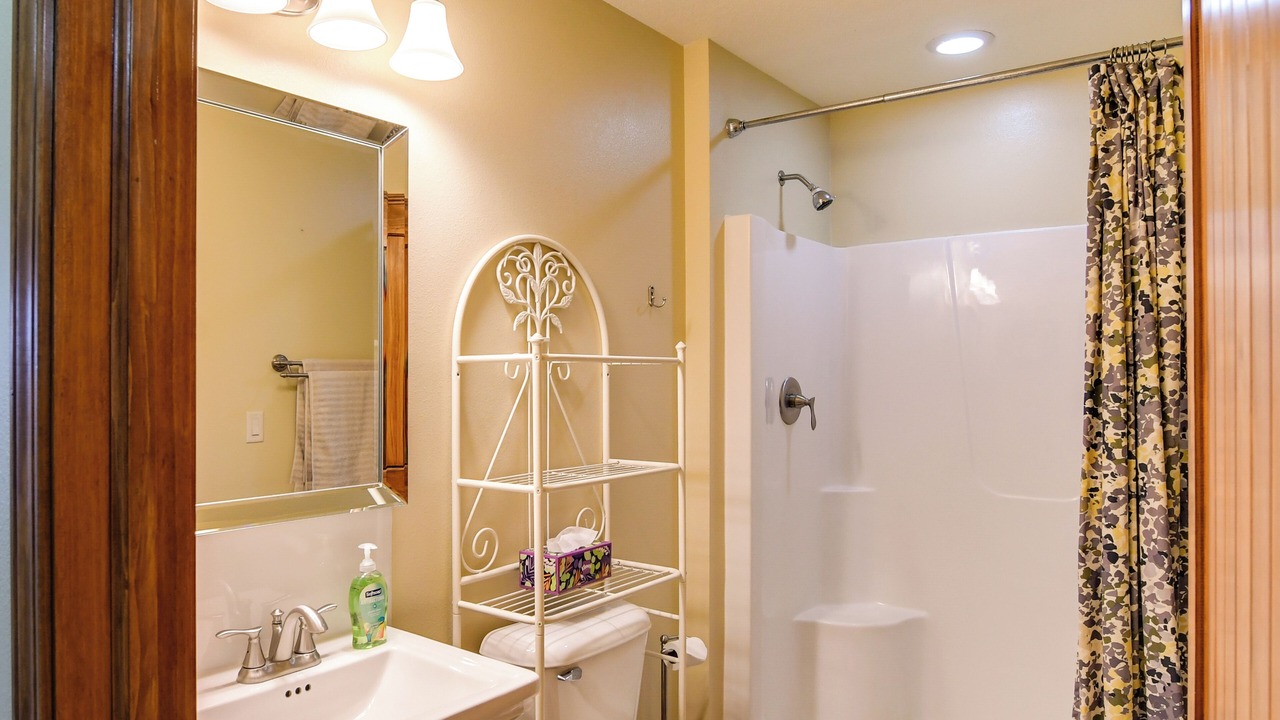 Photo of Bathroom in Pella