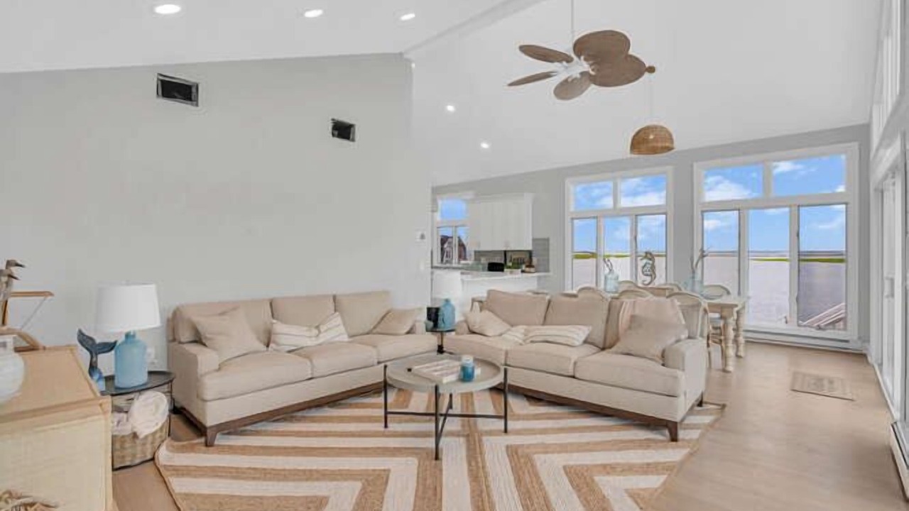 Photo of Livingroom in Dover Beaches North
