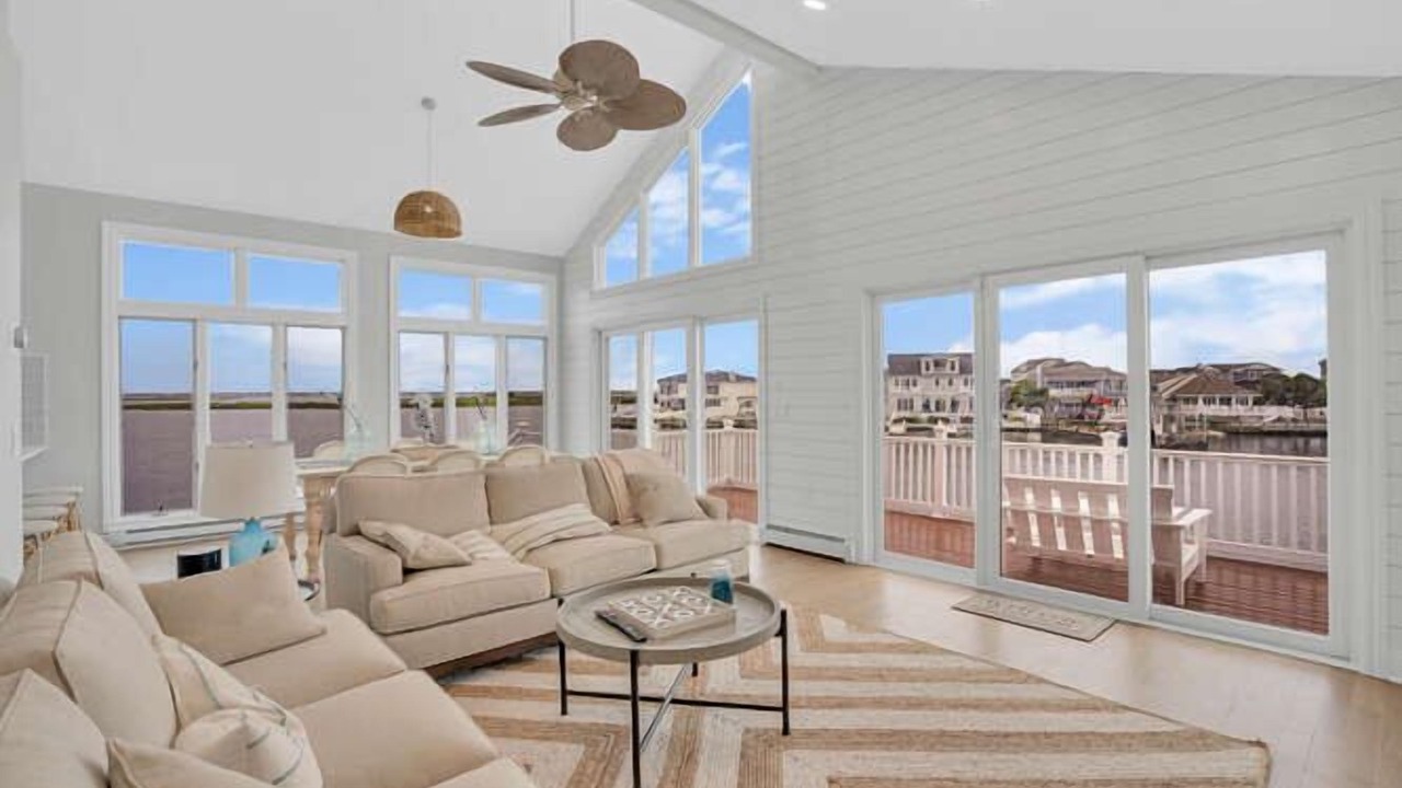 Photo of Livingroom in Dover Beaches North