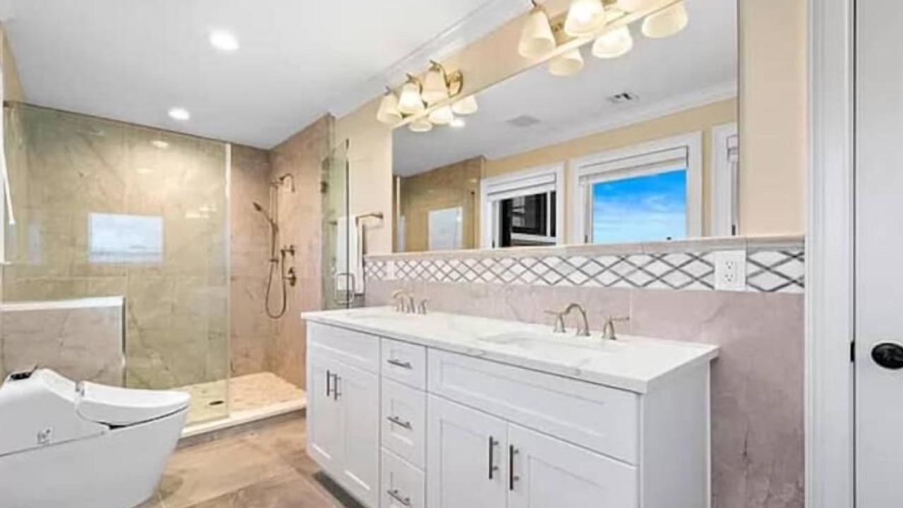 Photo of Bathroom in Loveladies