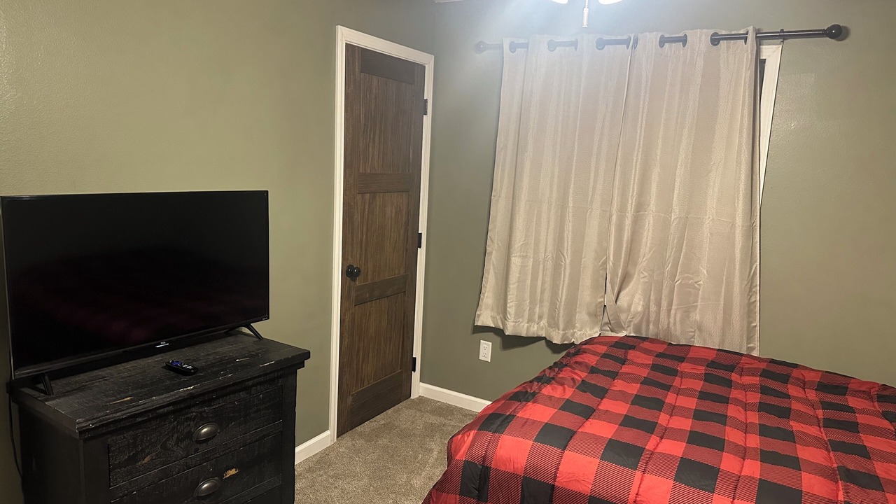 Photo of Bedroom in Burbank