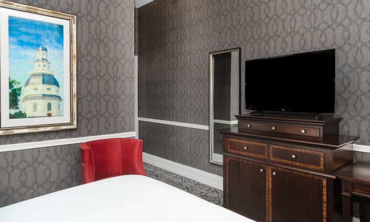 Photo of Bedroom in Historic District