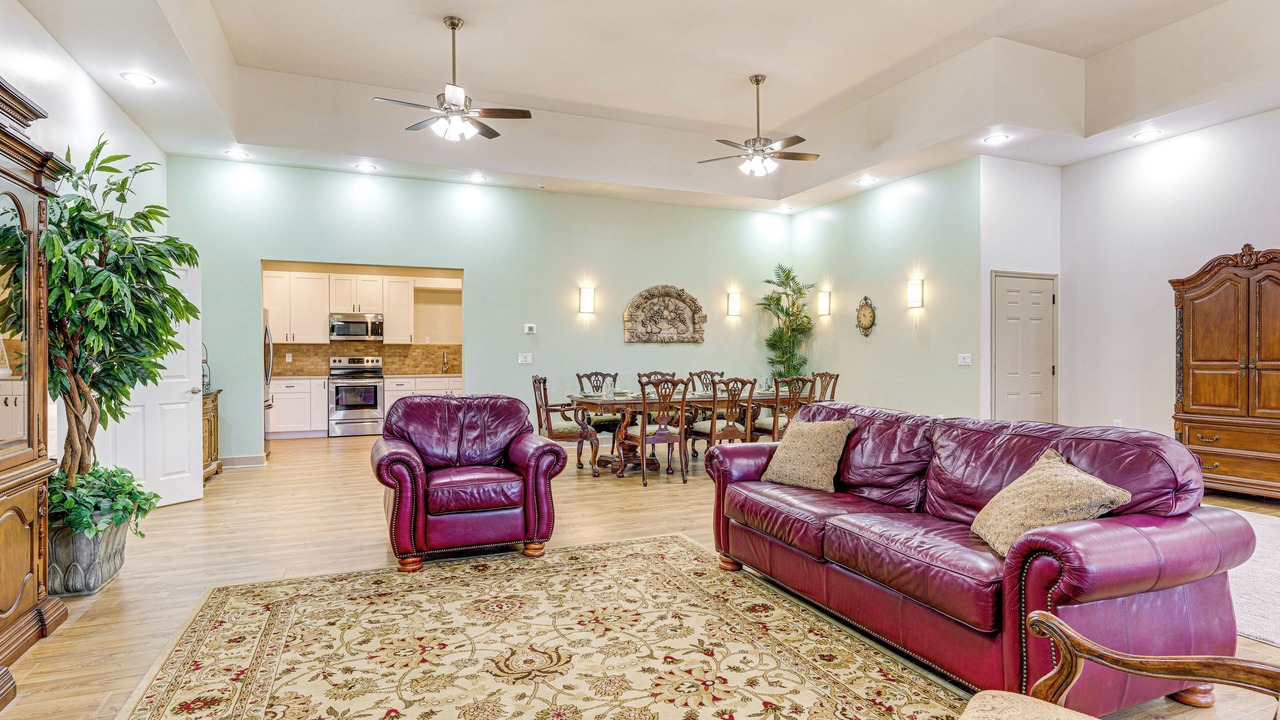 Photo of Livingroom in Cedartown