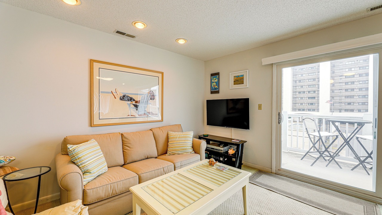 Photo of Livingroom in North Ocean City
