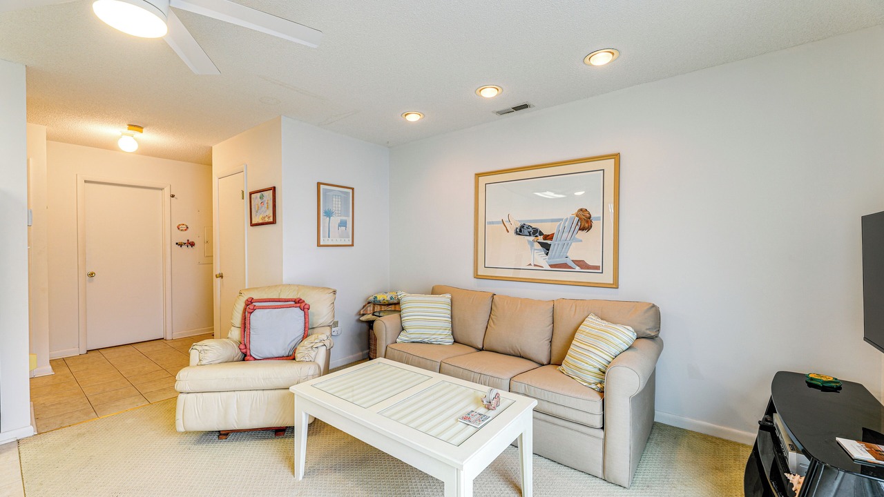 Photo of Livingroom in North Ocean City