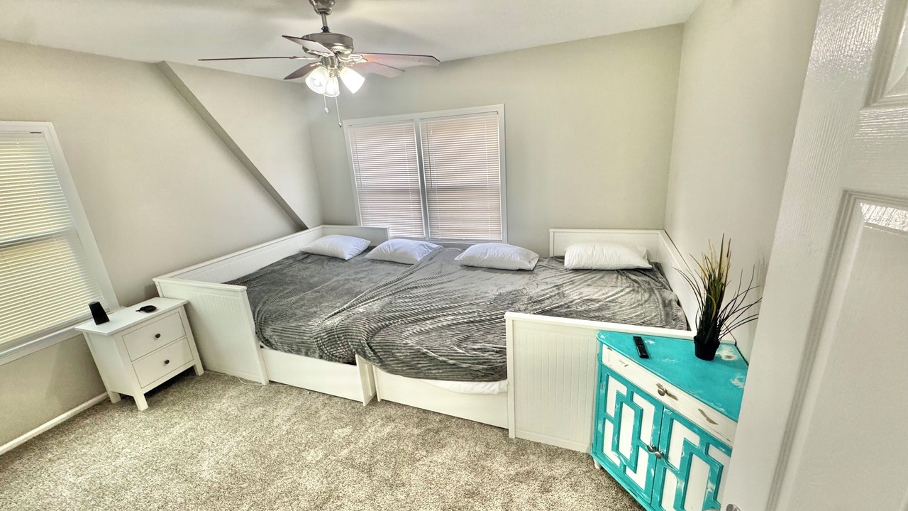 Photo of Bedroom in Ortley Beach