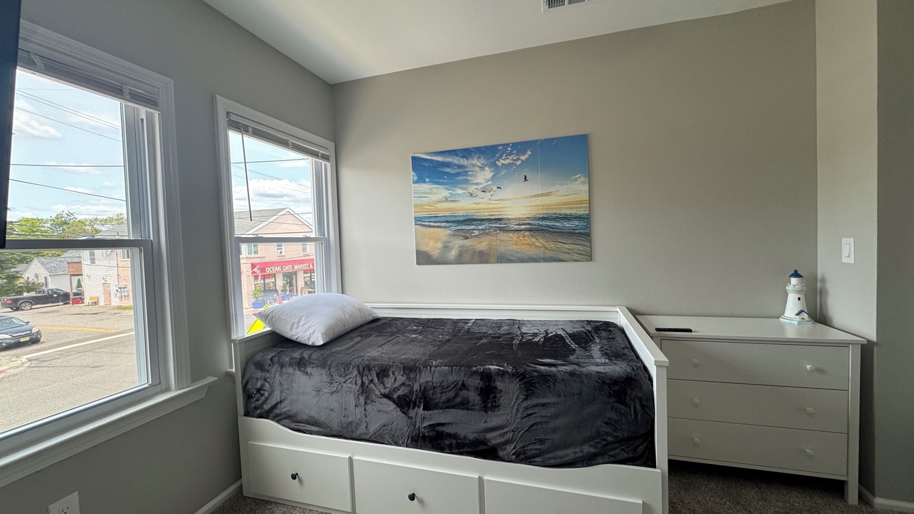 Photo of Bedroom in Ortley Beach