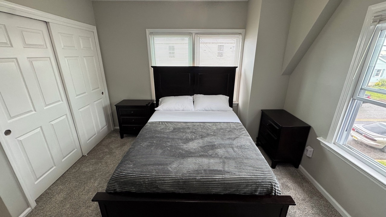 Photo of Bedroom in Ortley Beach