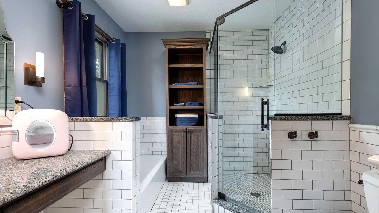 Photo of Bathroom in Davenport