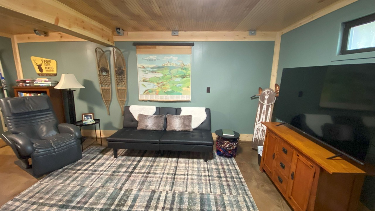 Photo of Livingroom in Booneville