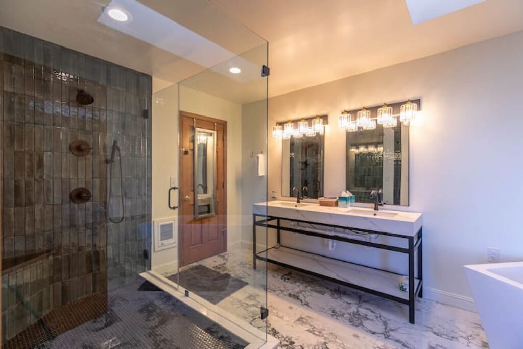 Photo of Bathroom in Beech Mountain