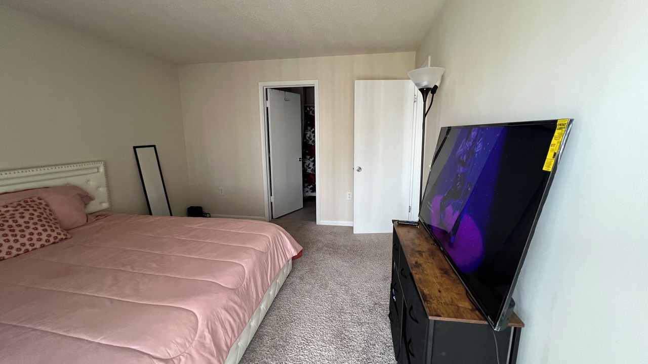 Photo of Bedroom in Rolling Road Farms