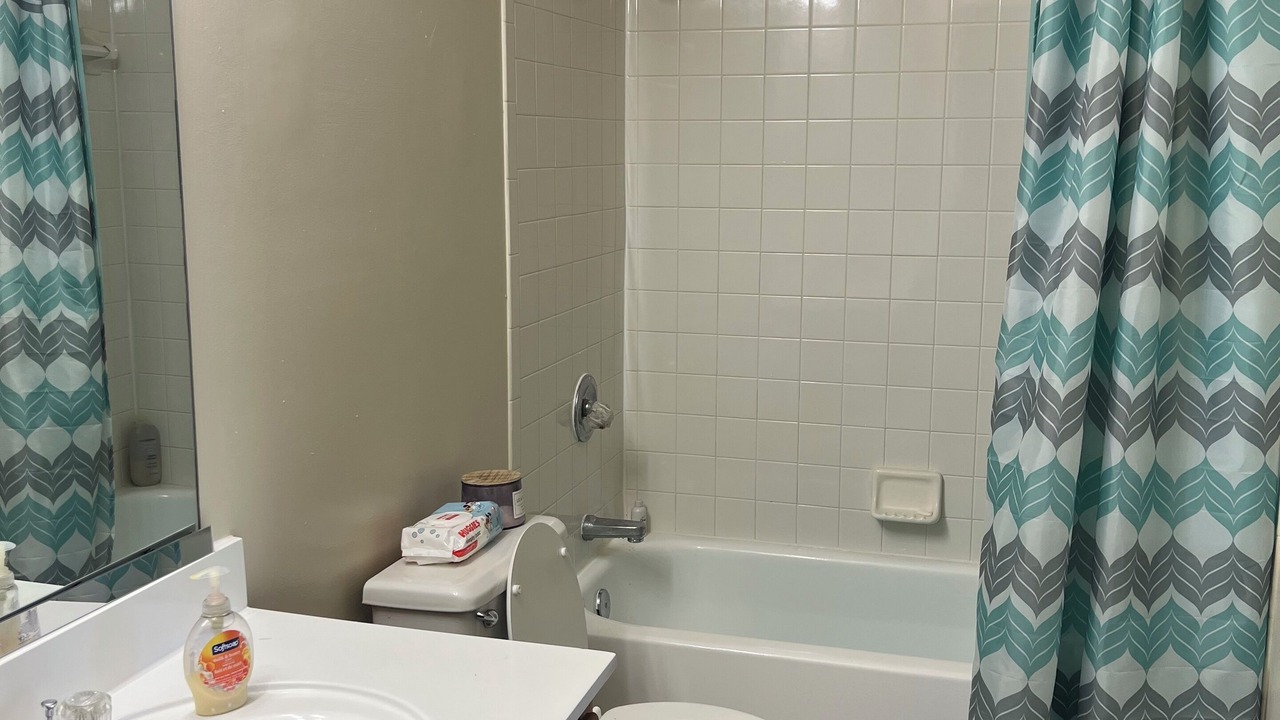 Photo of Bathroom in Rolling Road Farms