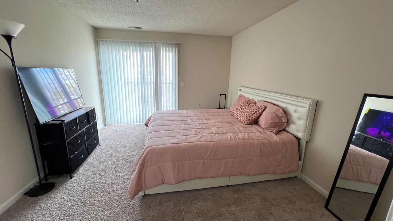 Photo of Bedroom in Rolling Road Farms