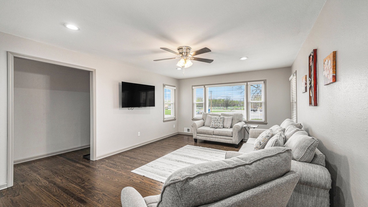 Photo of Livingroom in Smithville