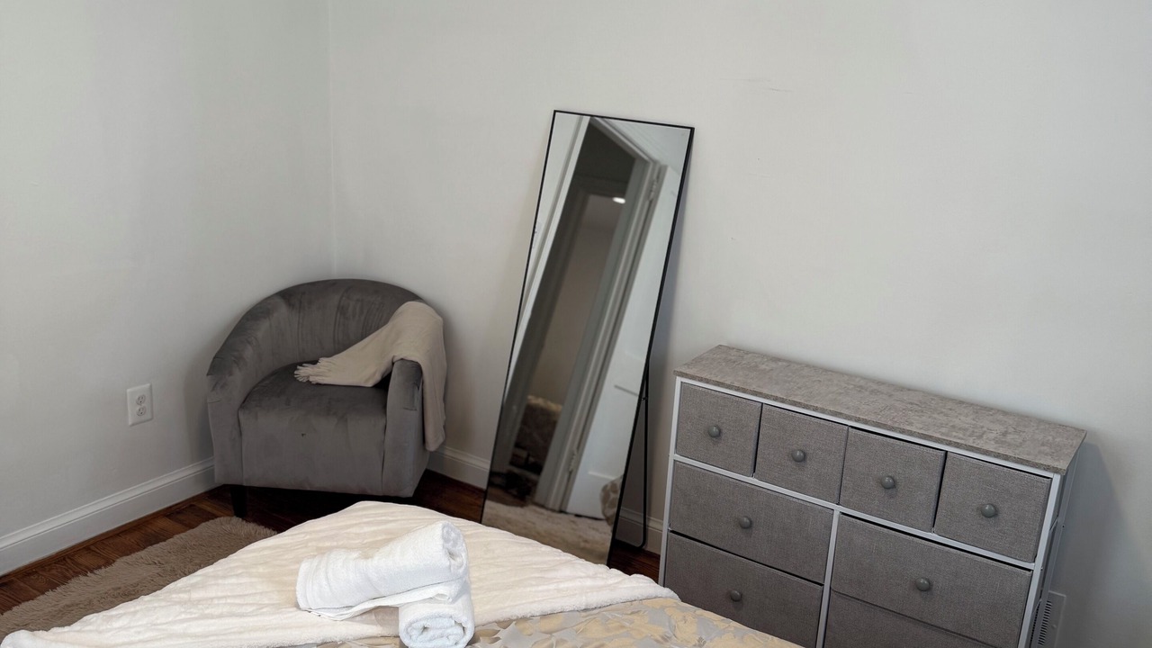 Photo of Bedroom in Pentagon City
