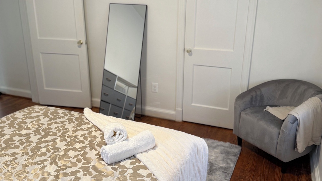 Photo of Bedroom in Pentagon City
