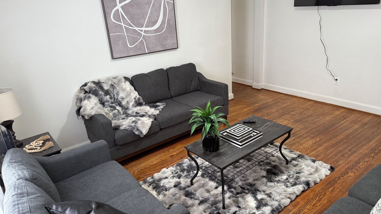 Photo of Livingroom in Pentagon City