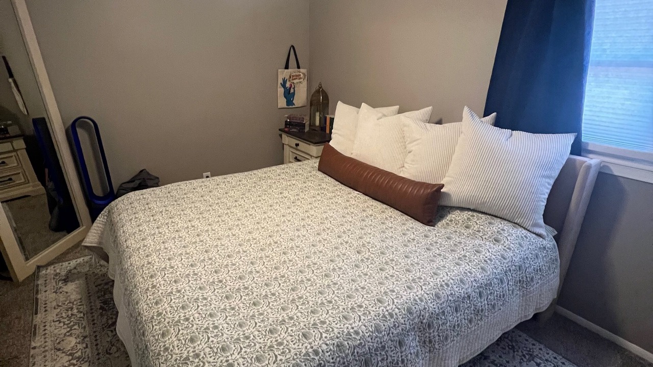 Photo of Bedroom in Cedar Rapids