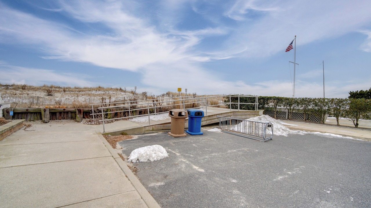 Photo of Others in South End