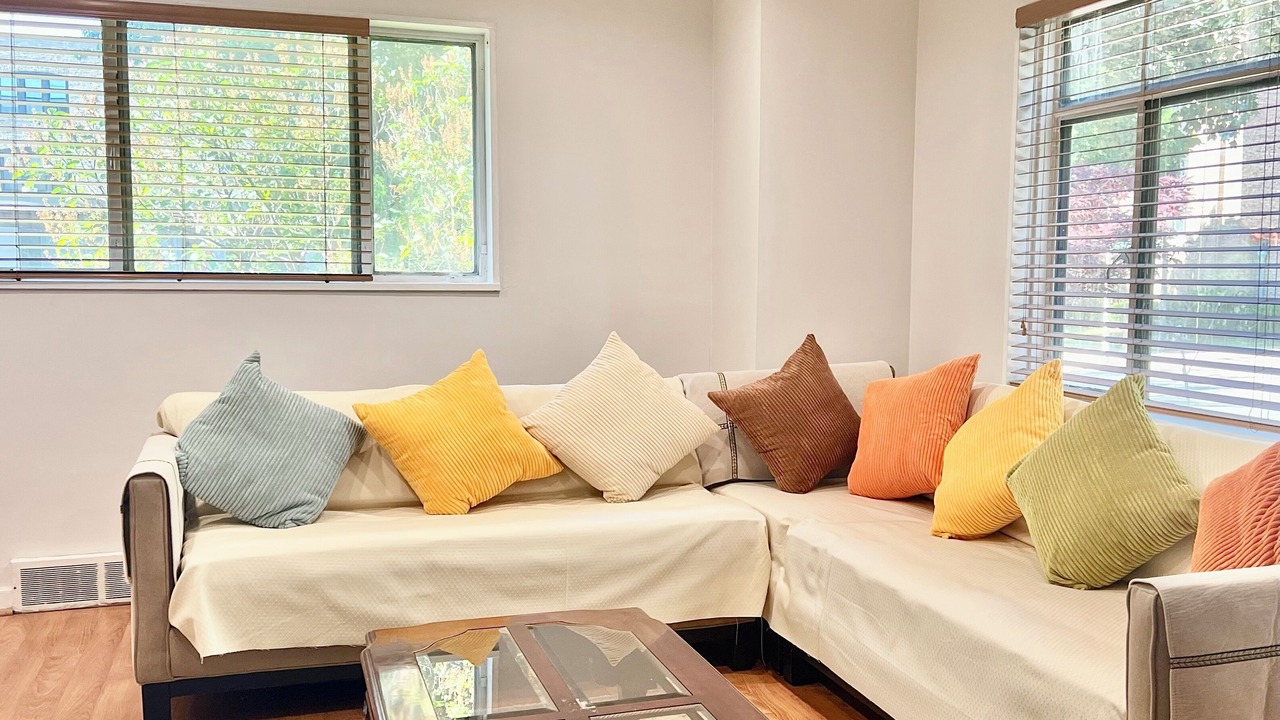 Photo of Livingroom in West Ridge