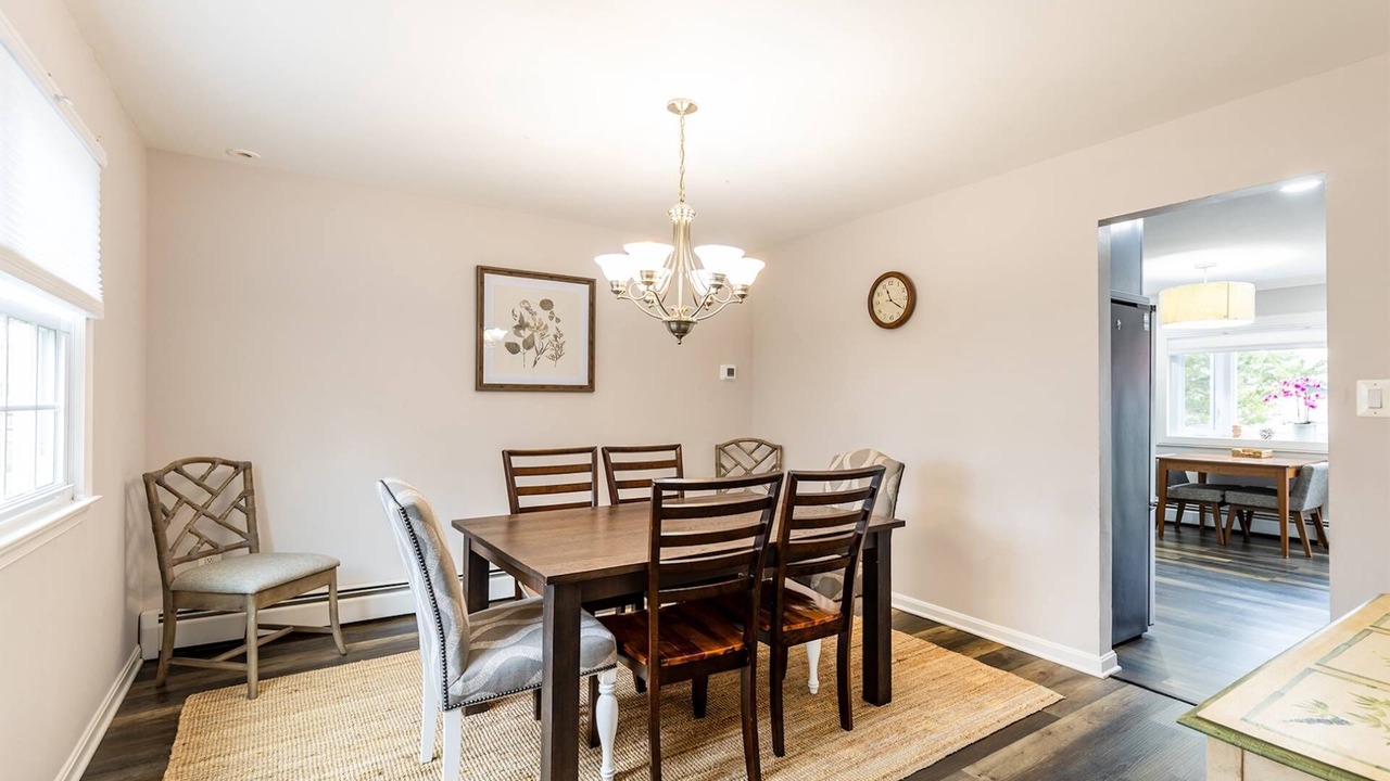 Photo of Bedroom in Edgewater