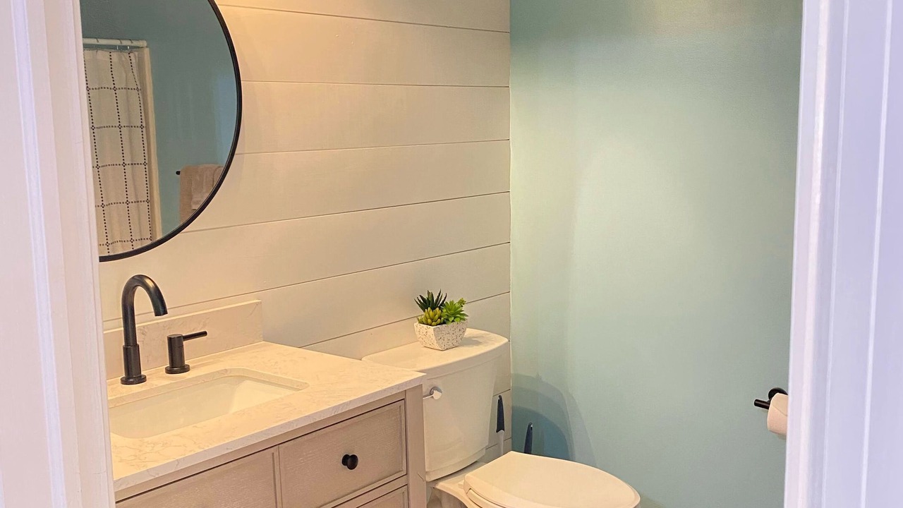 Photo of Bathroom in Ocean View