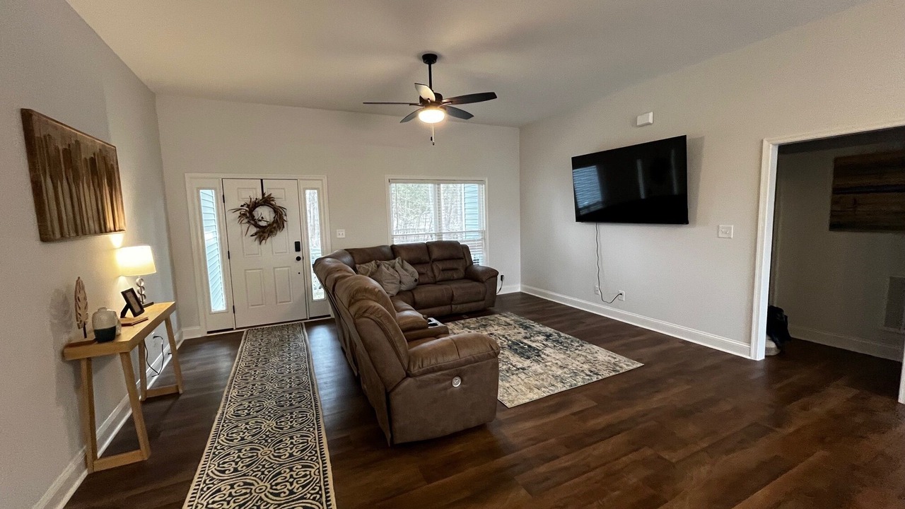 Photo of Livingroom in Bumpass