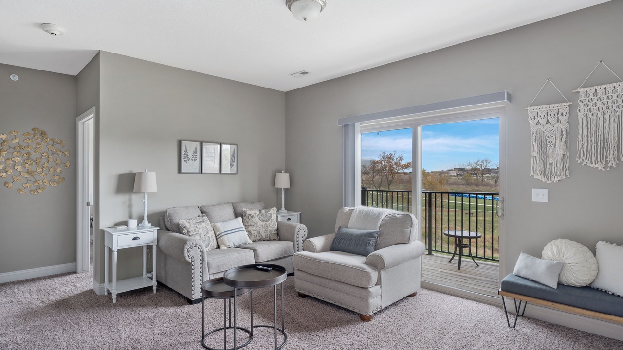 Photo of Livingroom in West Des Moines