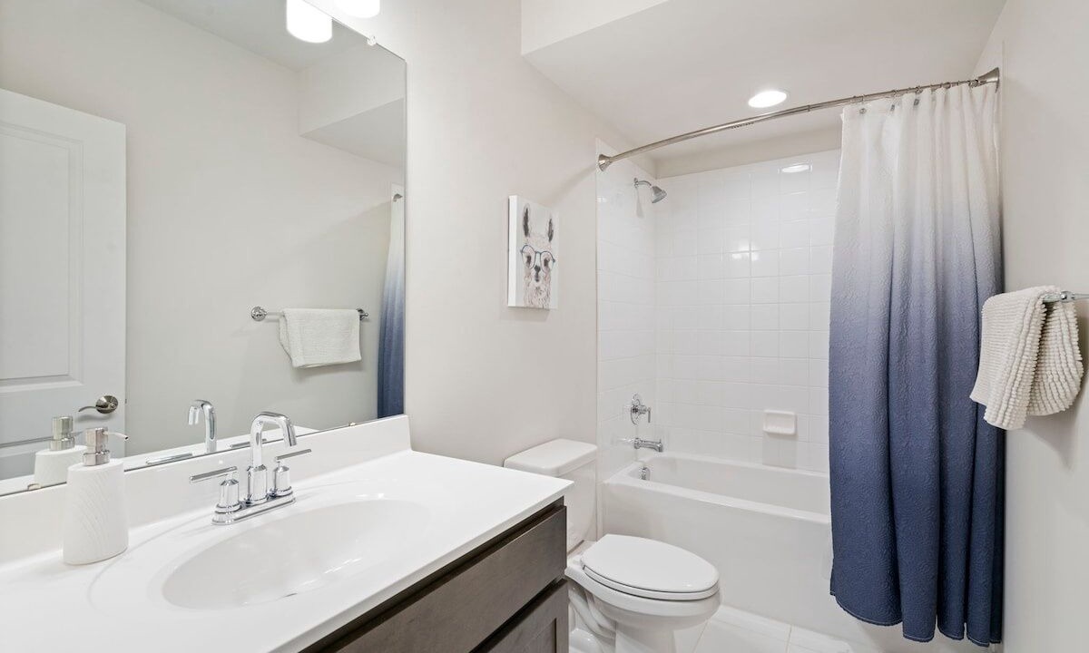 Photo of Bathroom in Windwood Coves