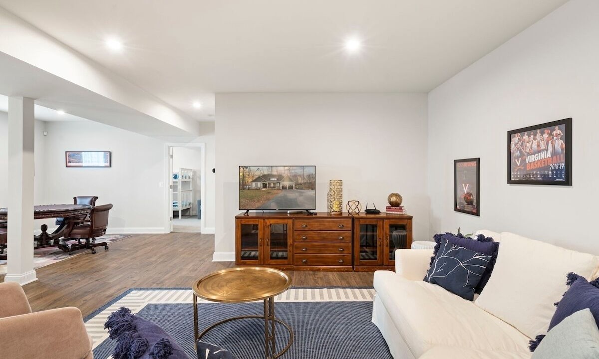 Photo of Livingroom in Windwood Coves