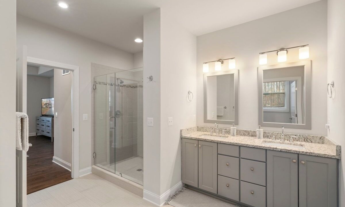 Photo of Bathroom in Windwood Coves