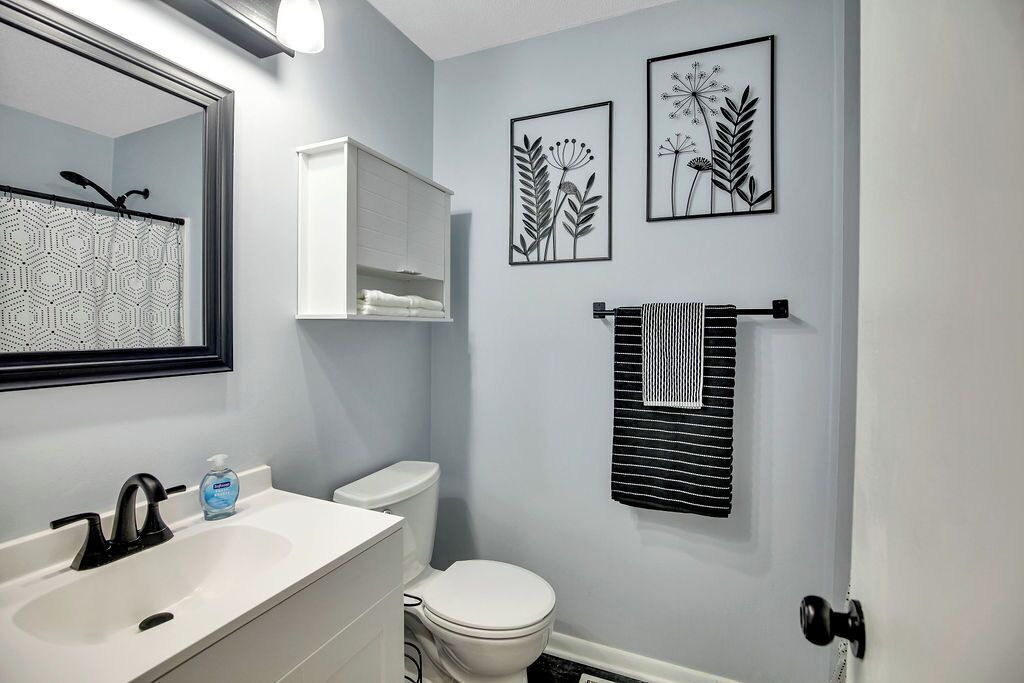 Photo of Bathroom in Ashley Oaks