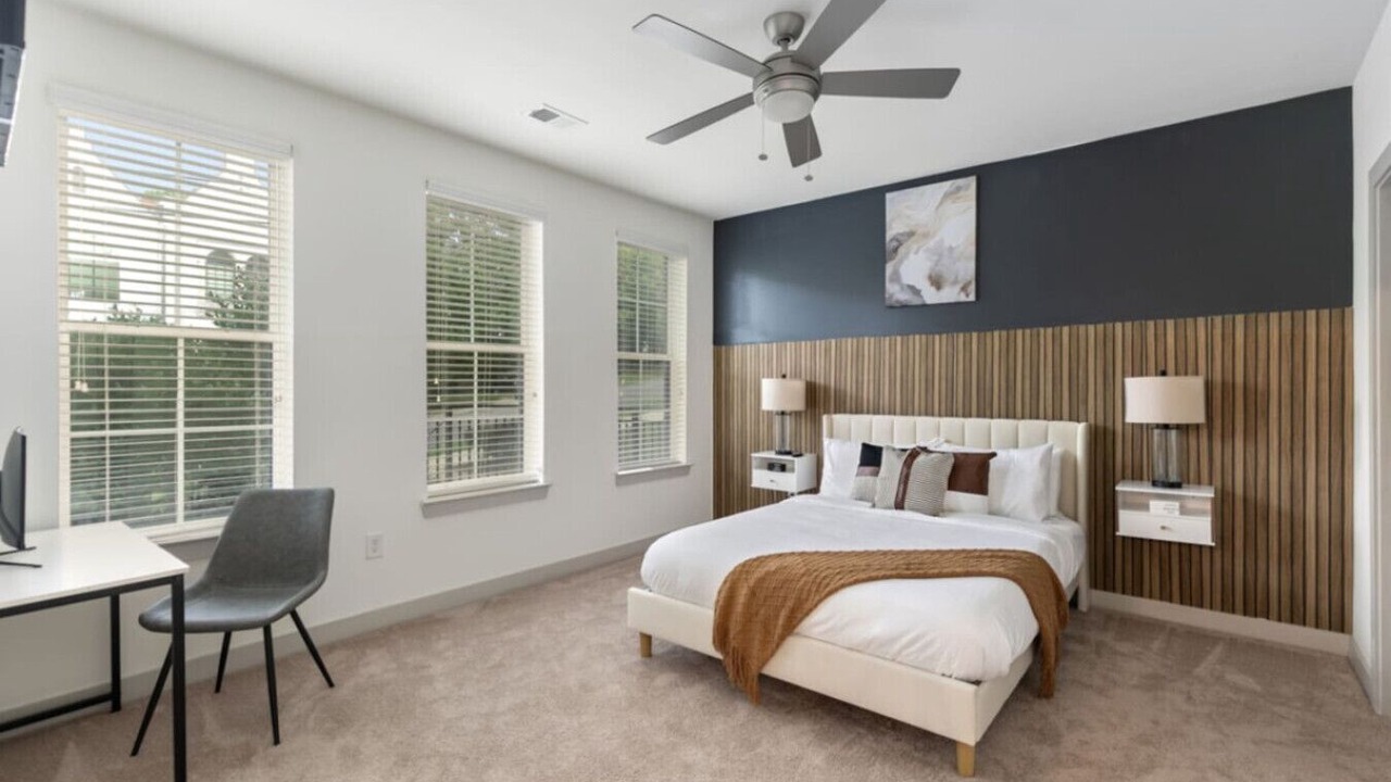 Photo of Bedroom in Forest Park
