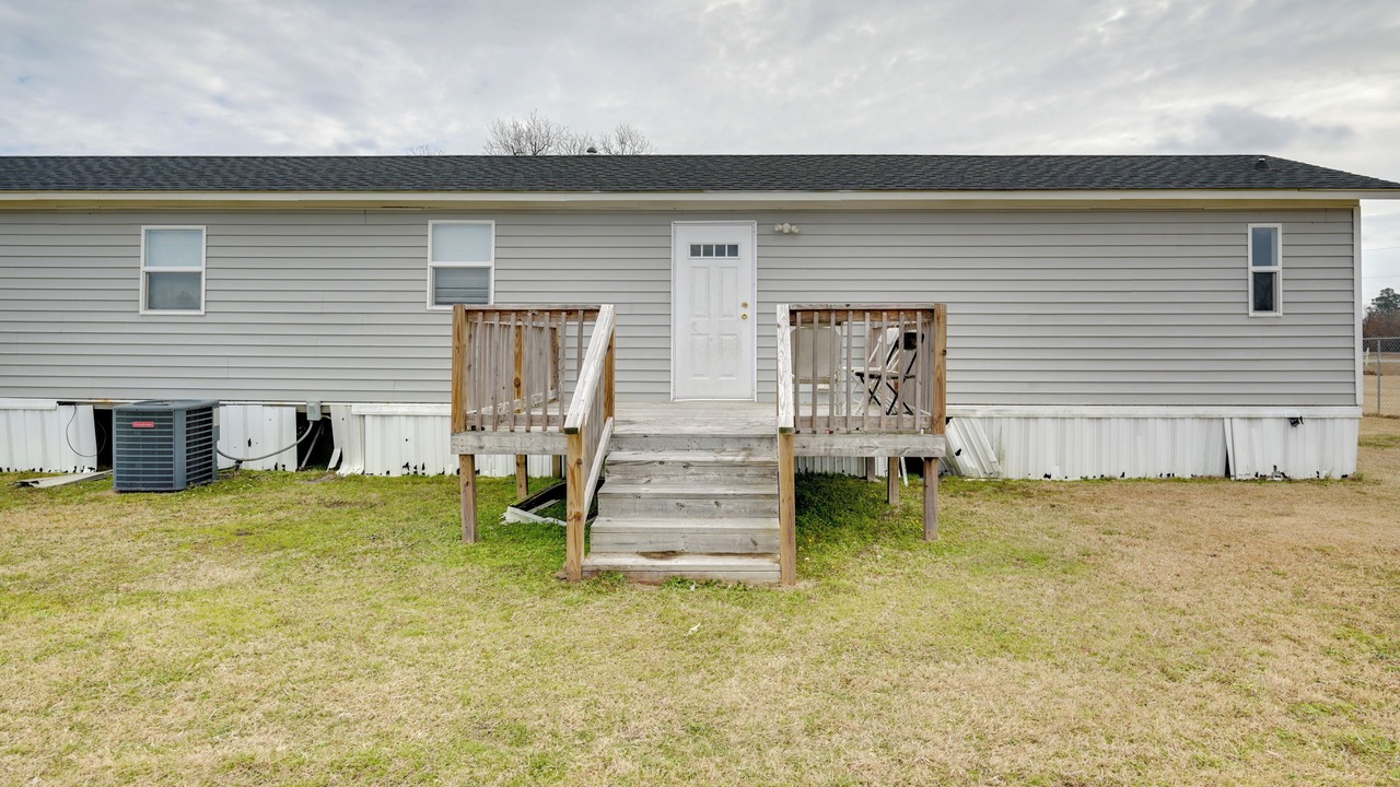 Photo of Outdoor in Crisp