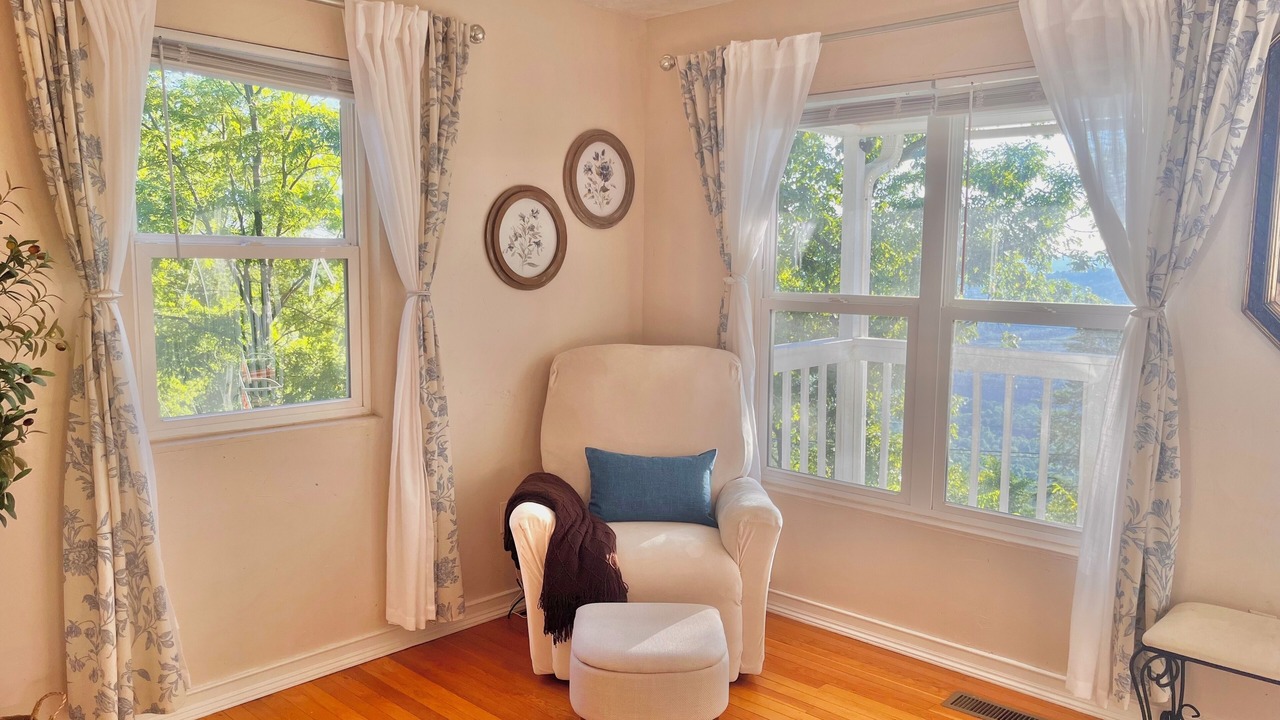 Photo of Livingroom in Fort Payne