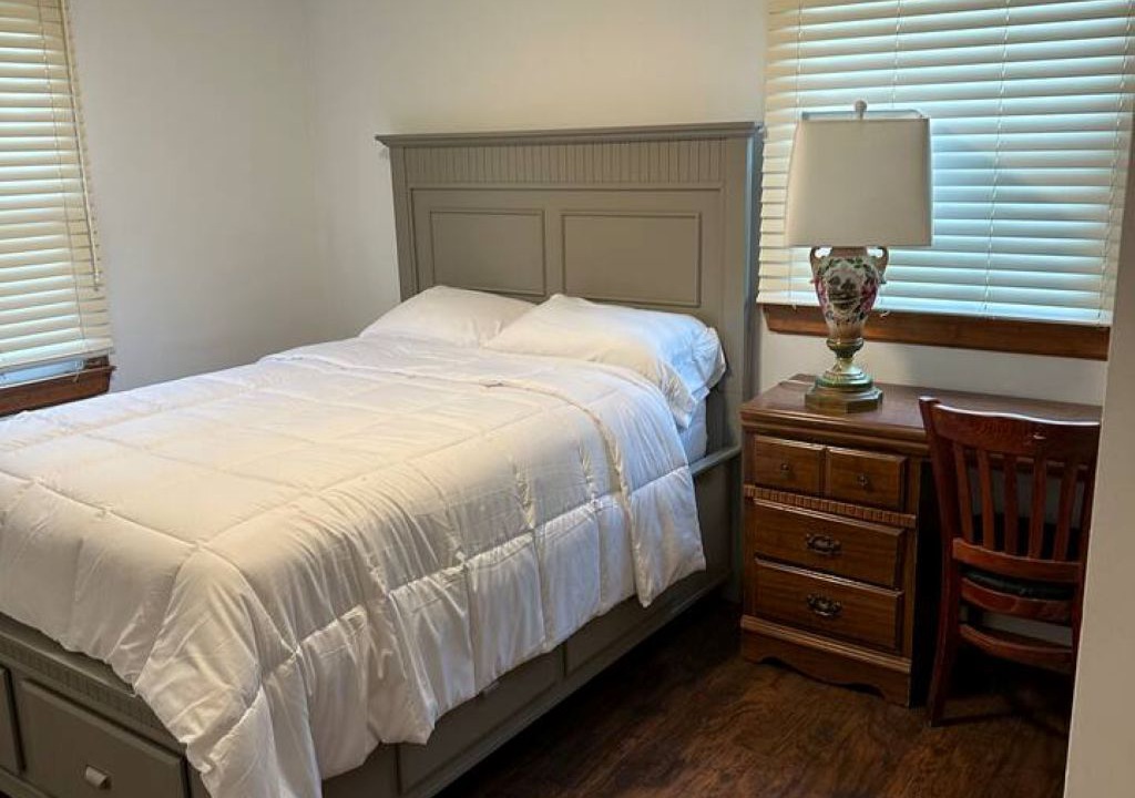 Photo of Bedroom in Bayville