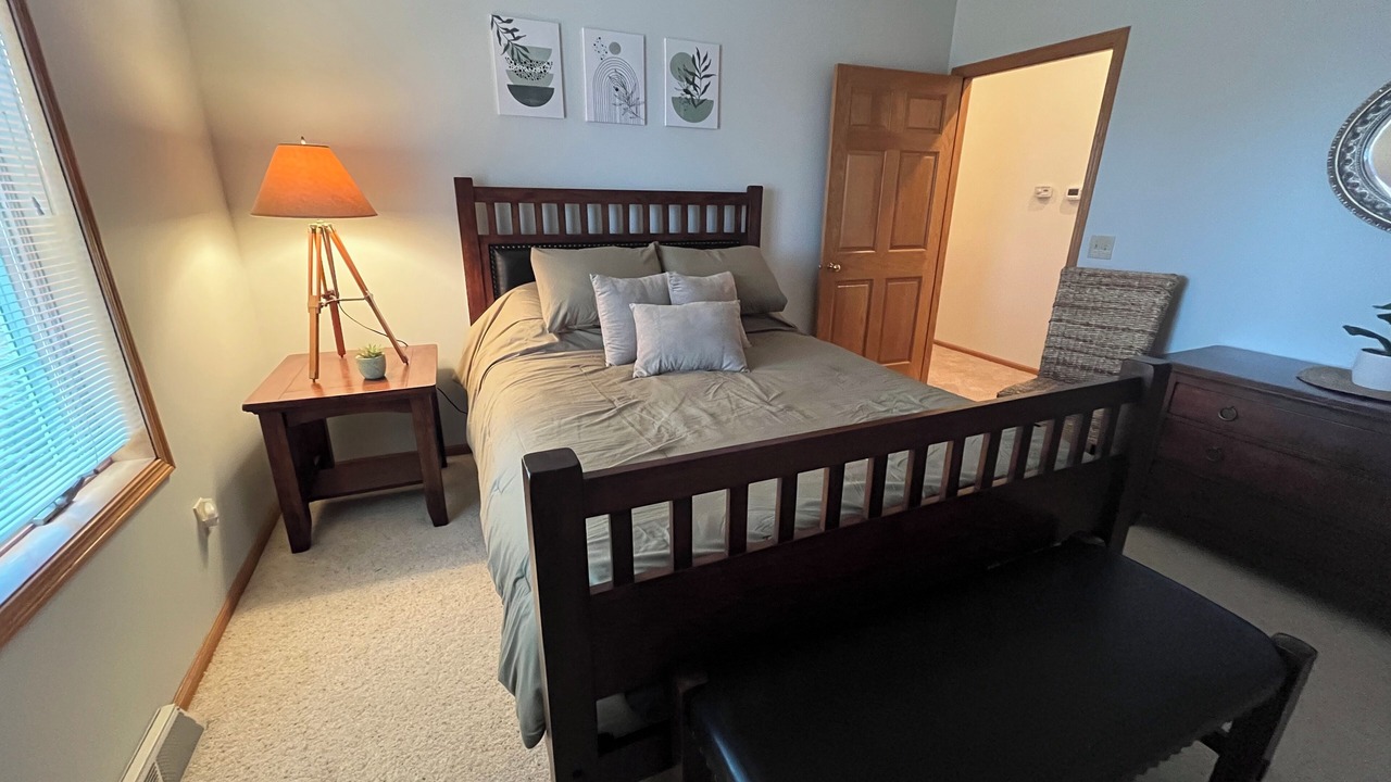 Photo of Bedroom in Clinton