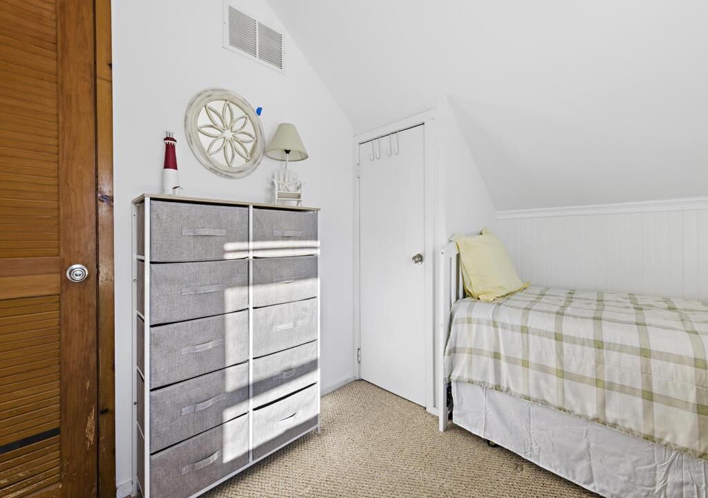 Photo of Bedroom in Ship Bottom