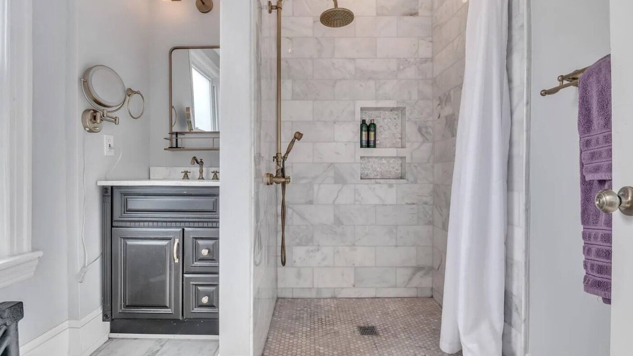Photo of Bathroom in Ventnor City