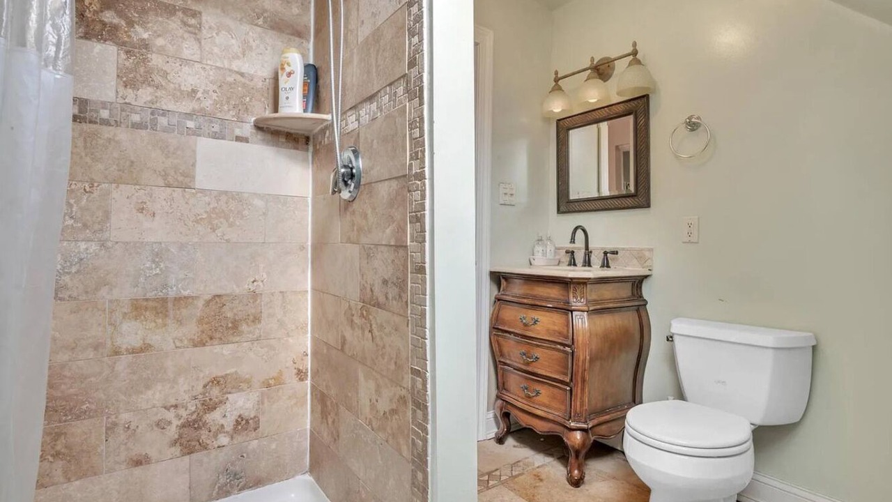 Photo of Bathroom in Ventnor City